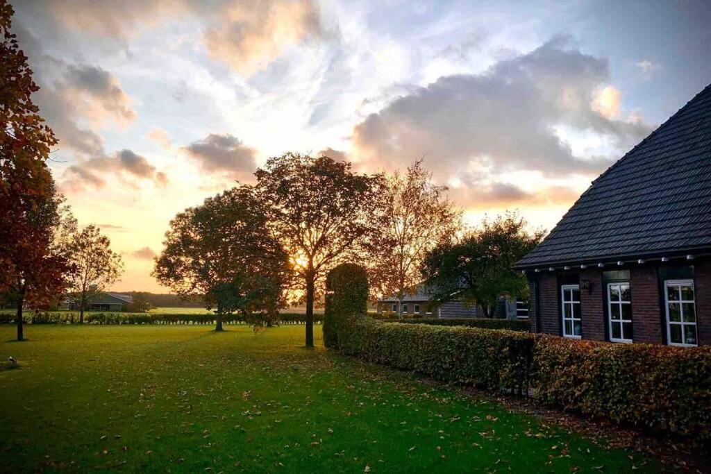 Karibu Het Voorhuis 2 Tot 6 Persoons Luxe Slaapkamers Met Een Mooie Woonkeuken Daarle Exteriör bild