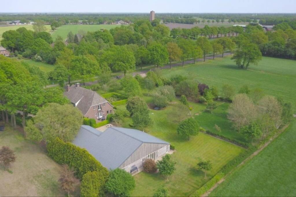 Karibu Het Voorhuis 2 Tot 6 Persoons Luxe Slaapkamers Met Een Mooie Woonkeuken Daarle Exteriör bild