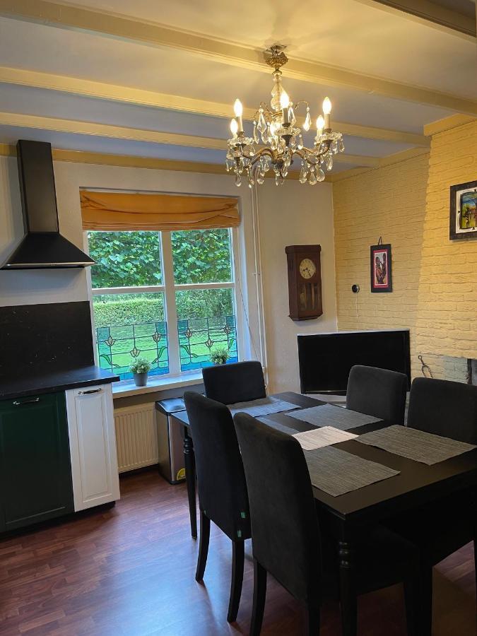 Karibu Het Voorhuis 2 Tot 6 Persoons Luxe Slaapkamers Met Een Mooie Woonkeuken Daarle Exteriör bild